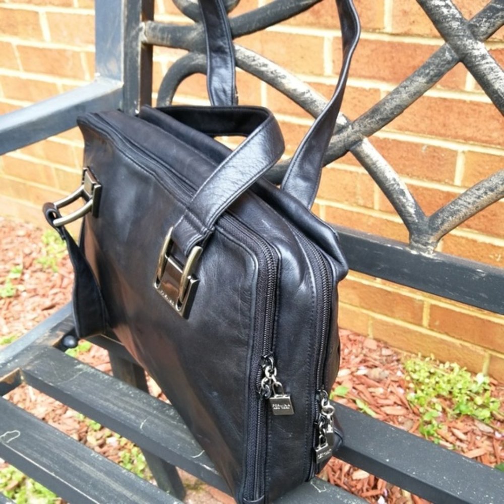 Perlina New York shoulder bag